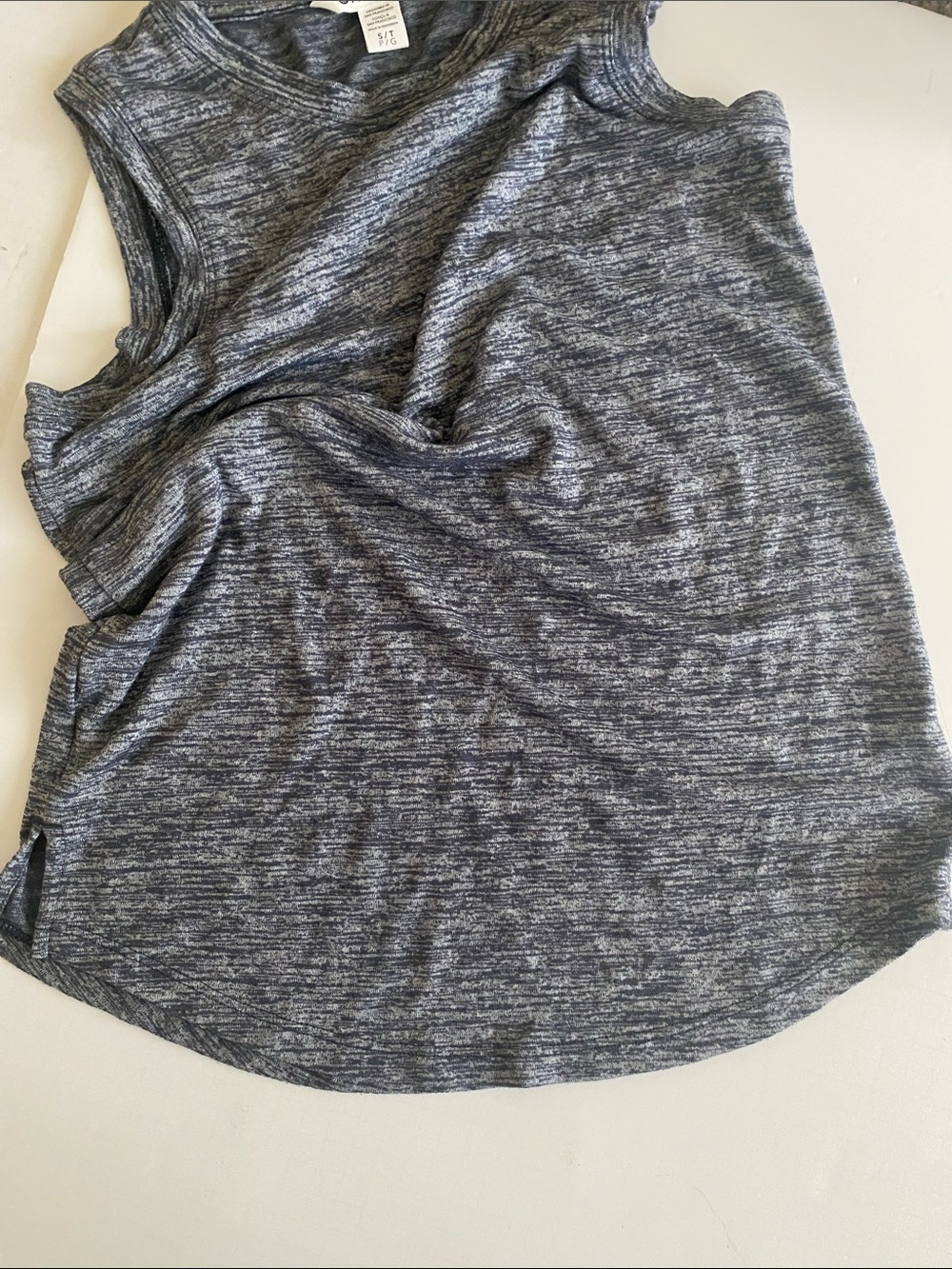 Athleta Heathered Charcoal Muscle Tank - Picture 3 of 4
